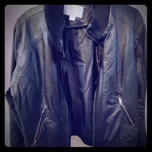 Black faux leather juniors XL jacket